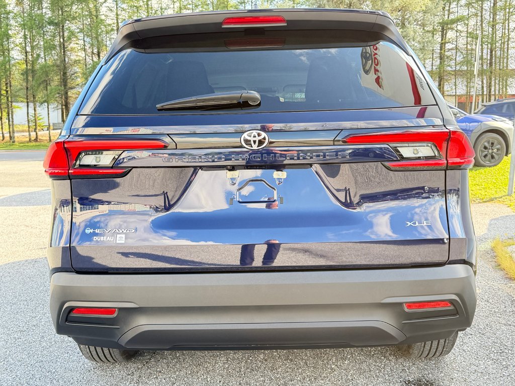 Toyota Grand Highlander HYBRIDE XLE AWD / 8.500KM / HYPER RARE / 2026 à Thetford Mines, Québec - 26 - w1024h768px
