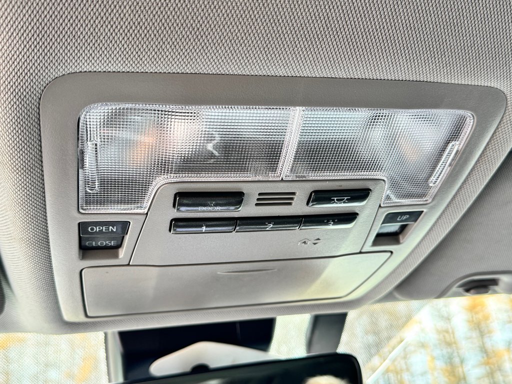 2019 Toyota Highlander XLE AWD / 8 PLACES / GPS / CUIR ET ++++ / in Thetford Mines, Quebec - 60 - w1024h768px