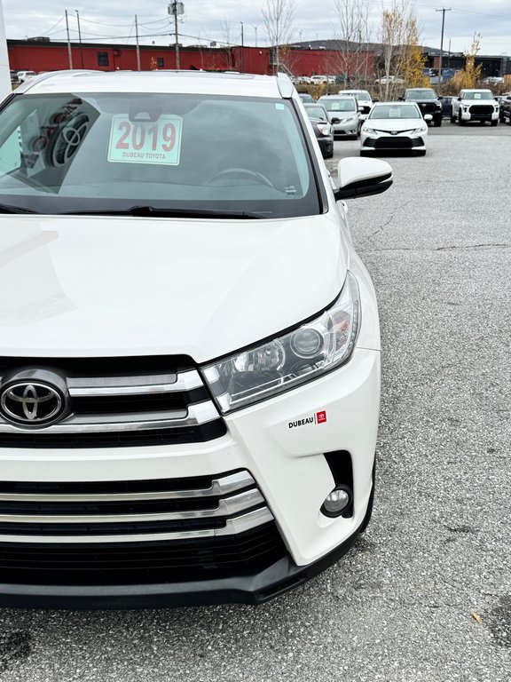 2019 Toyota Highlander XLE AWD / 8 PLACES / GPS / CUIR ET ++++ / in Thetford Mines, Quebec - 8 - w1024h768px