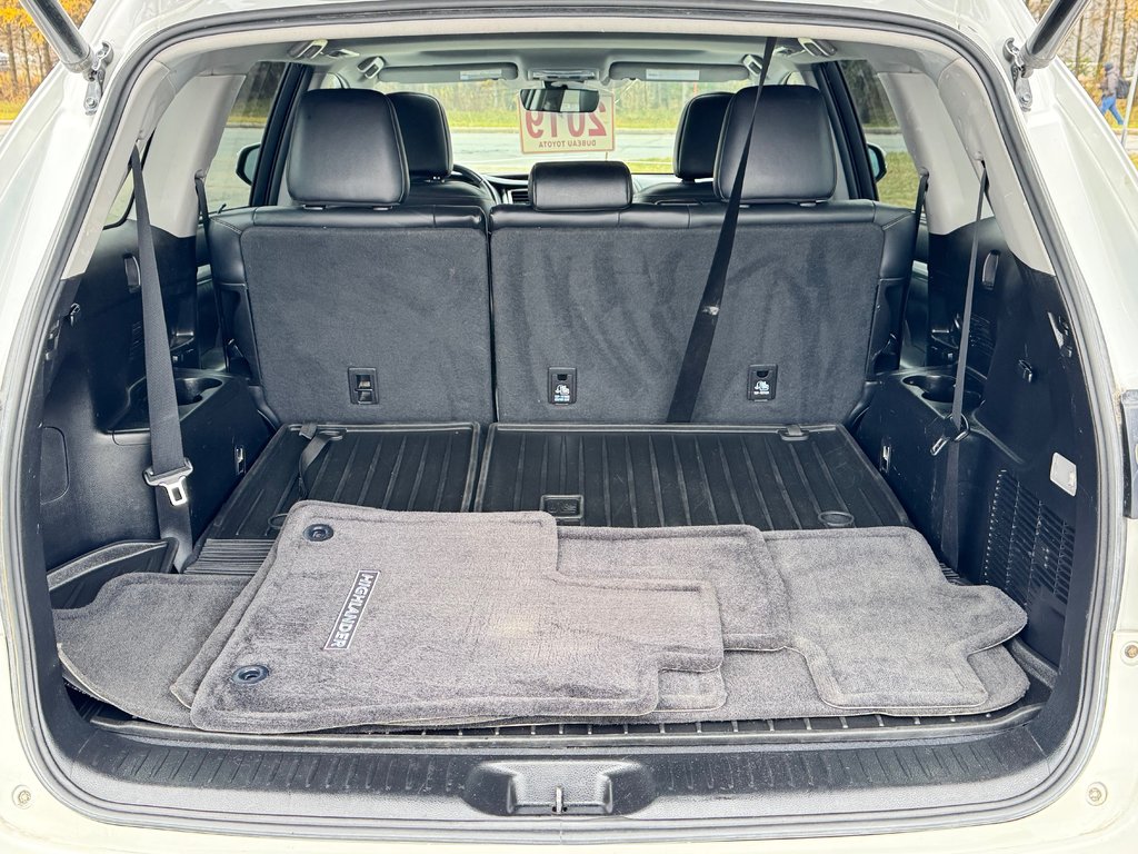 2019 Toyota Highlander XLE AWD / 8 PLACES / GPS / CUIR ET ++++ / in Thetford Mines, Quebec - 77 - w1024h768px