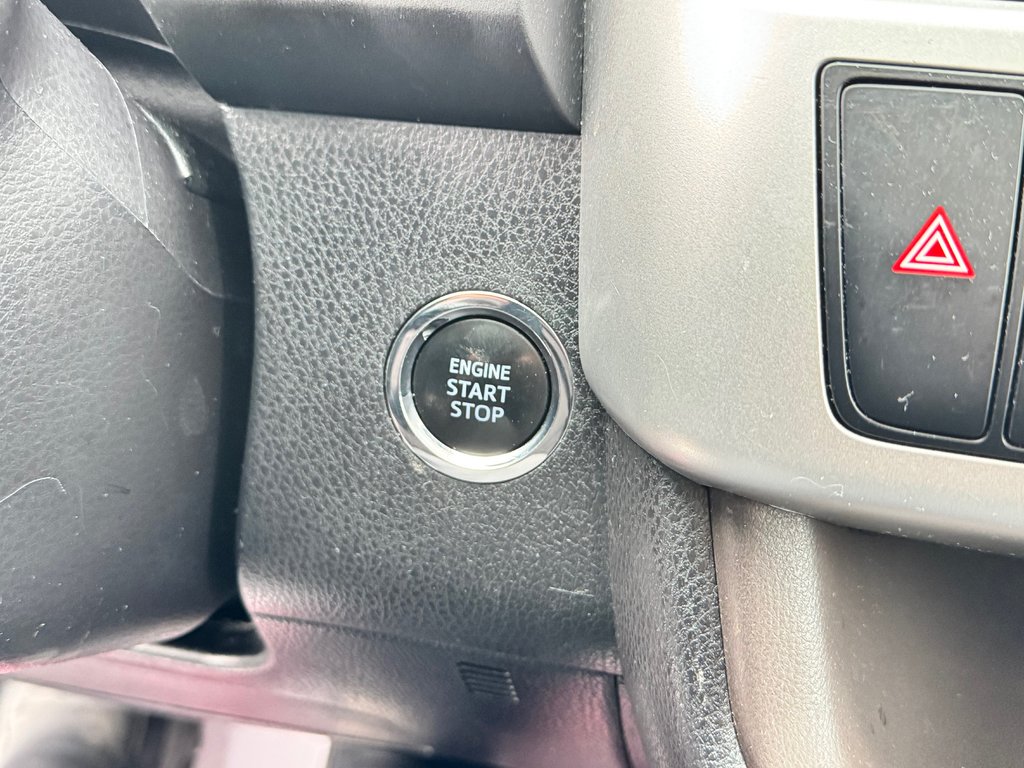 2019 Toyota Highlander XLE AWD / 8 PLACES / GPS / CUIR ET ++++ / in Thetford Mines, Quebec - 52 - w1024h768px