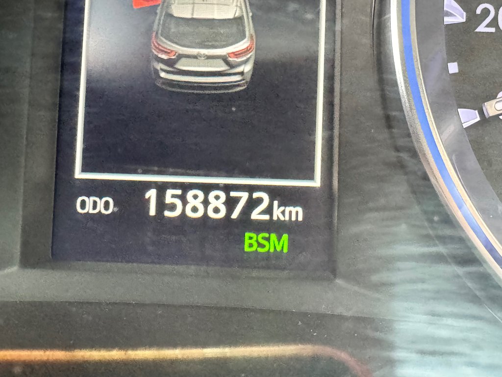 2019 Toyota Highlander XLE AWD / 8 PLACES / GPS / CUIR ET ++++ / in Thetford Mines, Quebec - 46 - w1024h768px