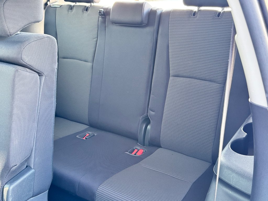 2020 Toyota Highlander LE AWD / PRIX IMBATTABLE / 8 PLACES / in Thetford Mines, Quebec - 64 - w1024h768px