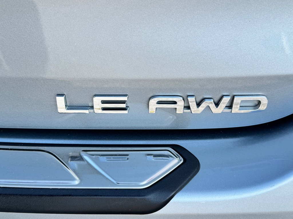 2020 Toyota Highlander LE AWD / PRIX IMBATTABLE / 8 PLACES / in Thetford Mines, Quebec - 22 - w1024h768px