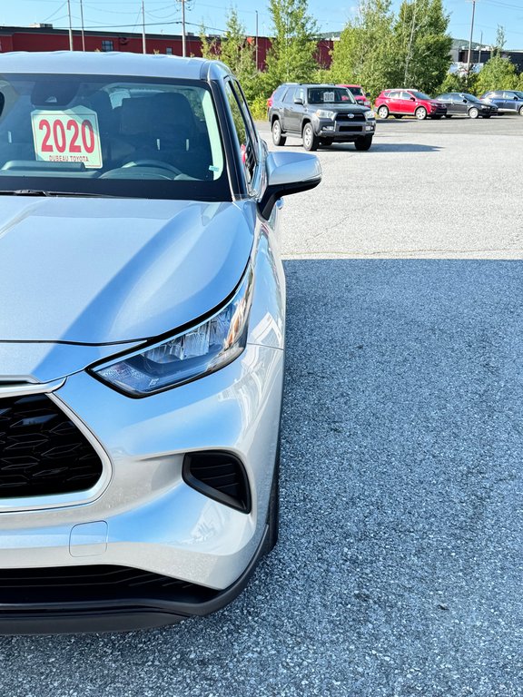 2020 Toyota Highlander LE AWD / PRIX IMBATTABLE / 8 PLACES / in Thetford Mines, Quebec - 10 - w1024h768px