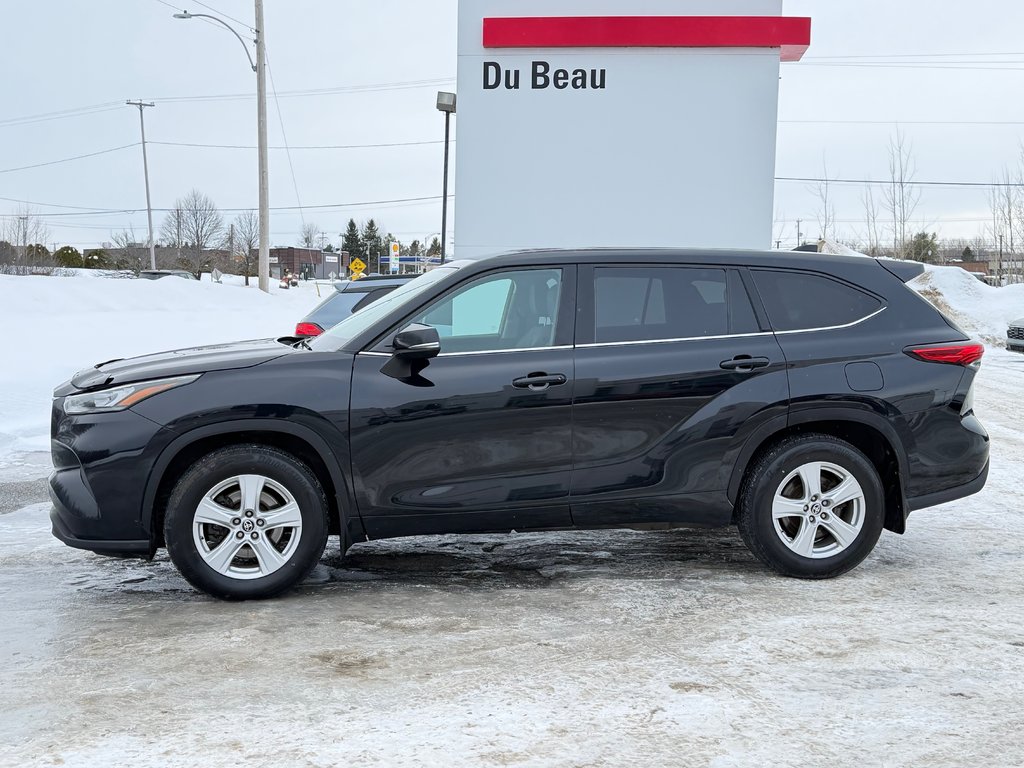 2020 Toyota Highlander LE AWD / 8 PASSAGERS / HITCH TOYOTA / in Thetford Mines, Quebec - 7 - w1024h768px