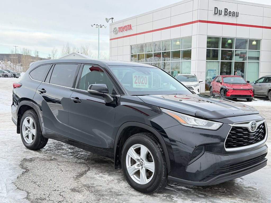 2020 Toyota Highlander LE AWD / 8 PASSAGERS / HITCH TOYOTA / in Thetford Mines, Quebec - 3 - w1024h768px