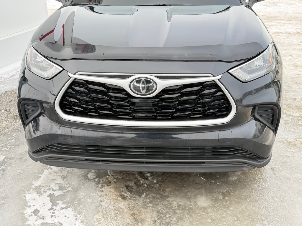 2020 Toyota Highlander LE AWD / 8 PASSAGERS / HITCH TOYOTA / in Thetford Mines, Quebec - 11 - w1024h768px