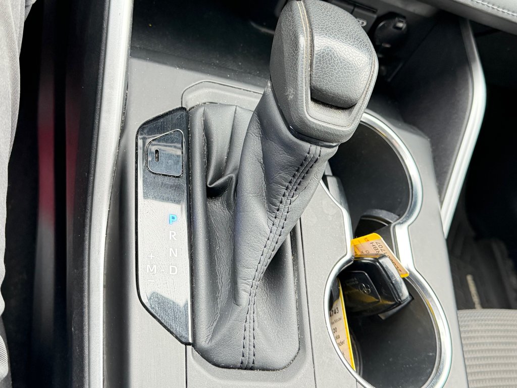 2020 Toyota Highlander LE AWD / 8 PASSAGERS / HITCH TOYOTA / in Thetford Mines, Quebec - 40 - w1024h768px