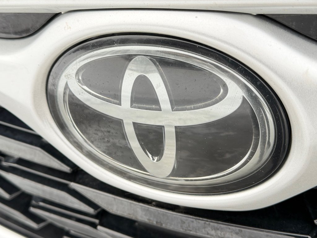 2020 Toyota Highlander LE AWD / 8 PASSAGERS / HITCH TOYOTA / in Thetford Mines, Quebec - 10 - w1024h768px