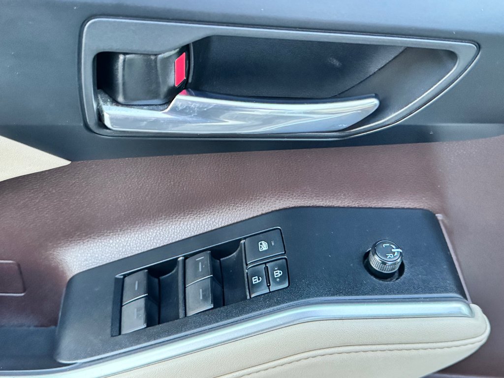 2021 Toyota Highlander HYBRIDE XLE AWD / PRIX PRÉ-ENCAN FAITES VITE !! / in Thetford Mines, Quebec - 34 - w1024h768px