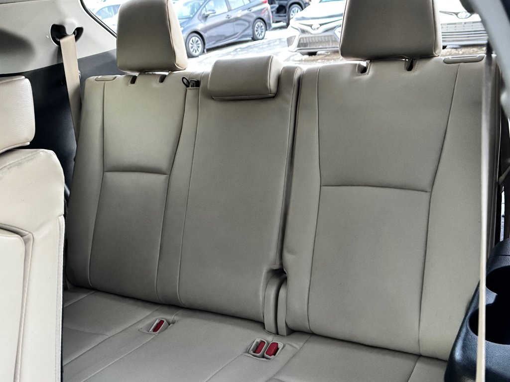 2021 Toyota Highlander HYBRIDE XLE AWD / PRIX PRÉ-ENCAN FAITES VITE !! / in Thetford Mines, Quebec - 66 - w1024h768px