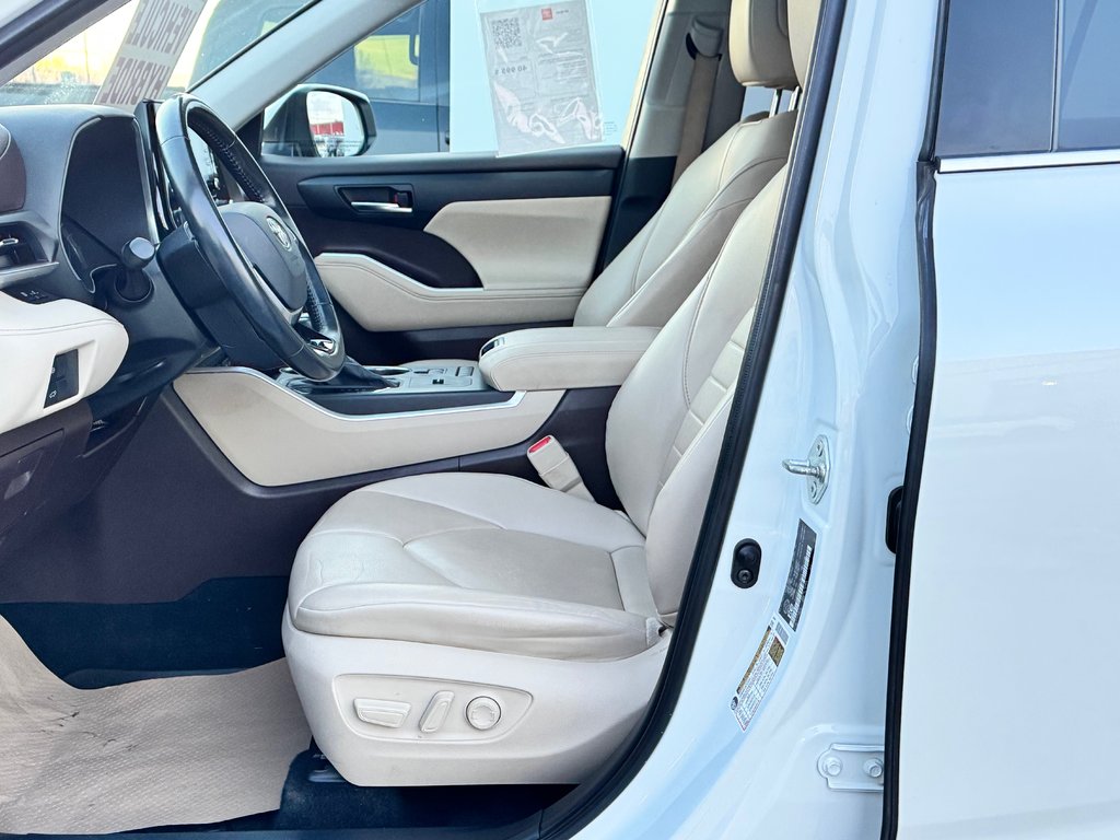 2021 Toyota Highlander HYBRIDE XLE AWD / PRIX PRÉ-ENCAN FAITES VITE !! / in Thetford Mines, Quebec - 36 - w1024h768px