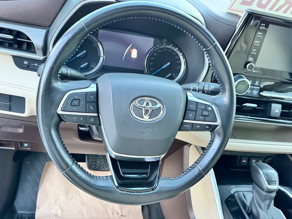 2021 Toyota Highlander HYBRIDE XLE AWD / PRIX PRÉ-ENCAN FAITES VITE !! / in Thetford Mines, Quebec - 40 - w1024h768px