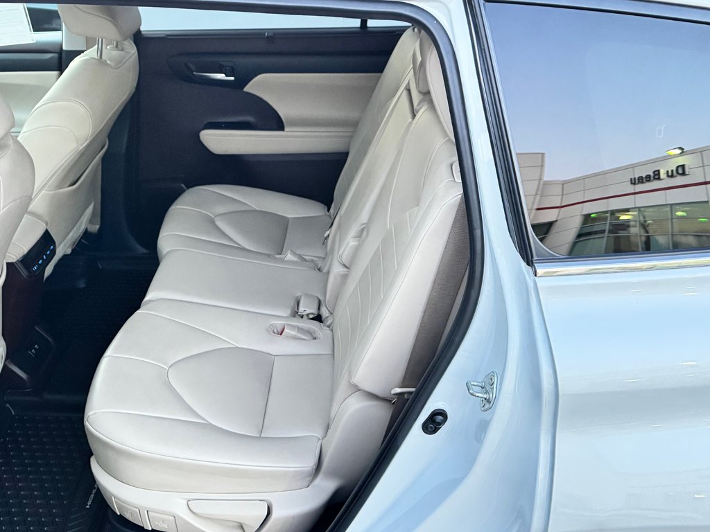 2021 Toyota Highlander HYBRIDE XLE AWD / PRIX PRÉ-ENCAN FAITES VITE !! / in Thetford Mines, Quebec - 61 - w1024h768px