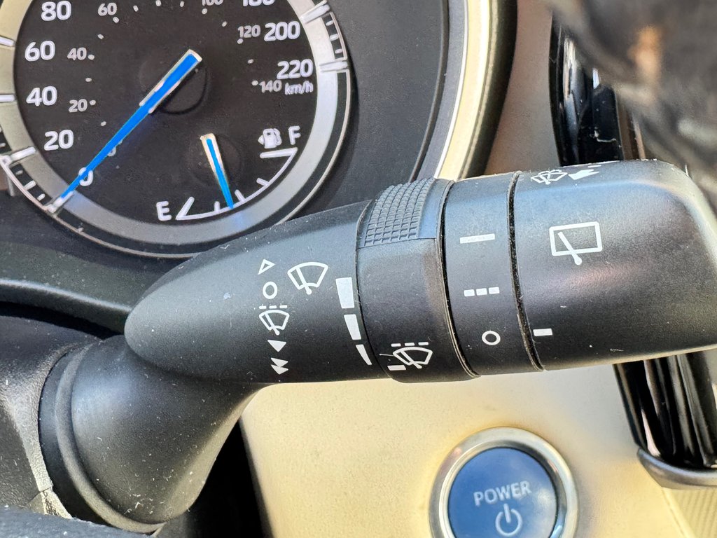2021 Toyota Highlander HYBRIDE XLE AWD / PRIX PRÉ-ENCAN FAITES VITE !! / in Thetford Mines, Quebec - 44 - w1024h768px