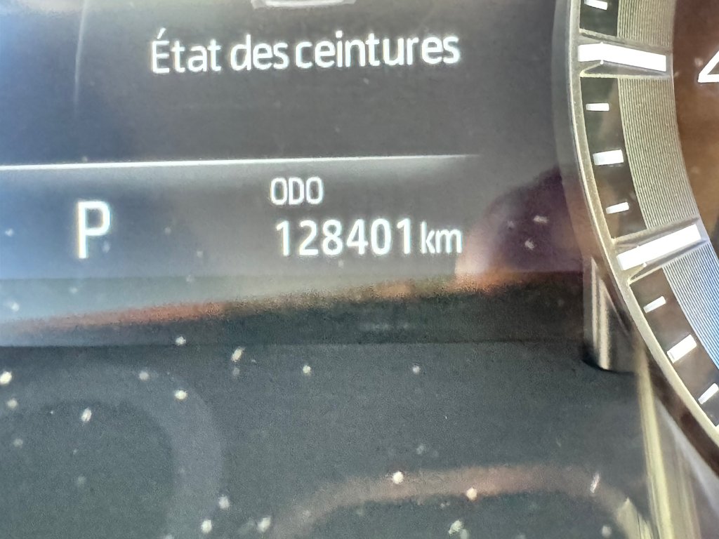 2021 Toyota Highlander HYBRIDE XLE AWD / PRIX PRÉ-ENCAN FAITES VITE !! / in Thetford Mines, Quebec - 45 - w1024h768px