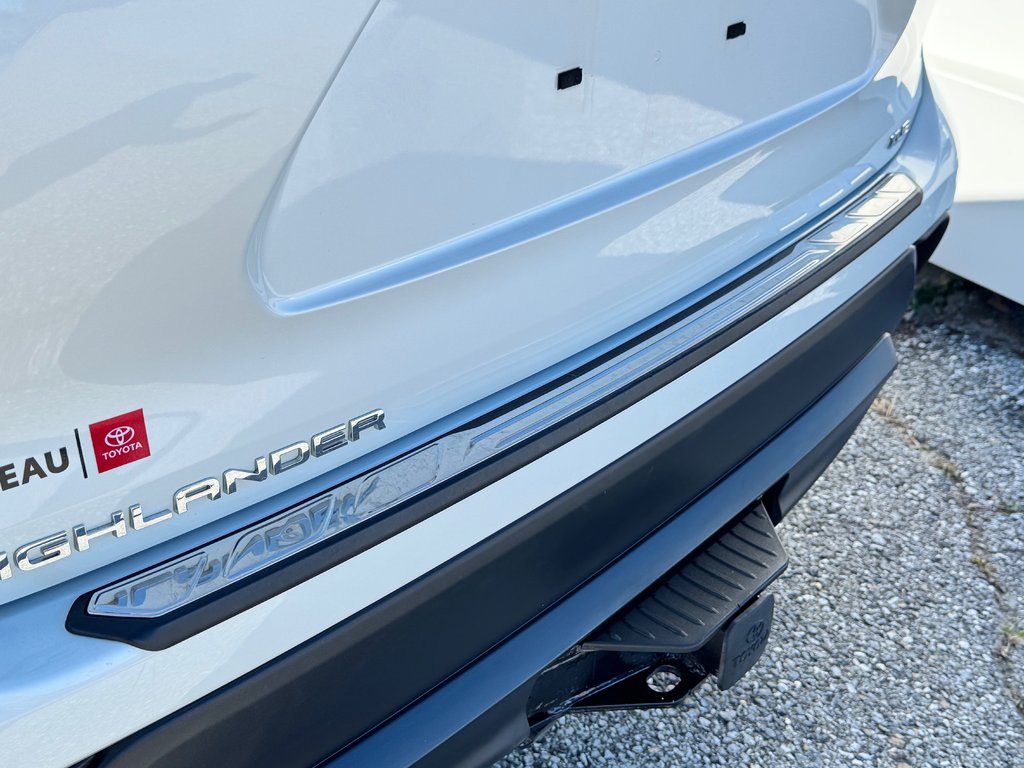 2021 Toyota Highlander HYBRIDE XLE AWD / PRIX PRÉ-ENCAN FAITES VITE !! / in Thetford Mines, Quebec - 29 - w1024h768px