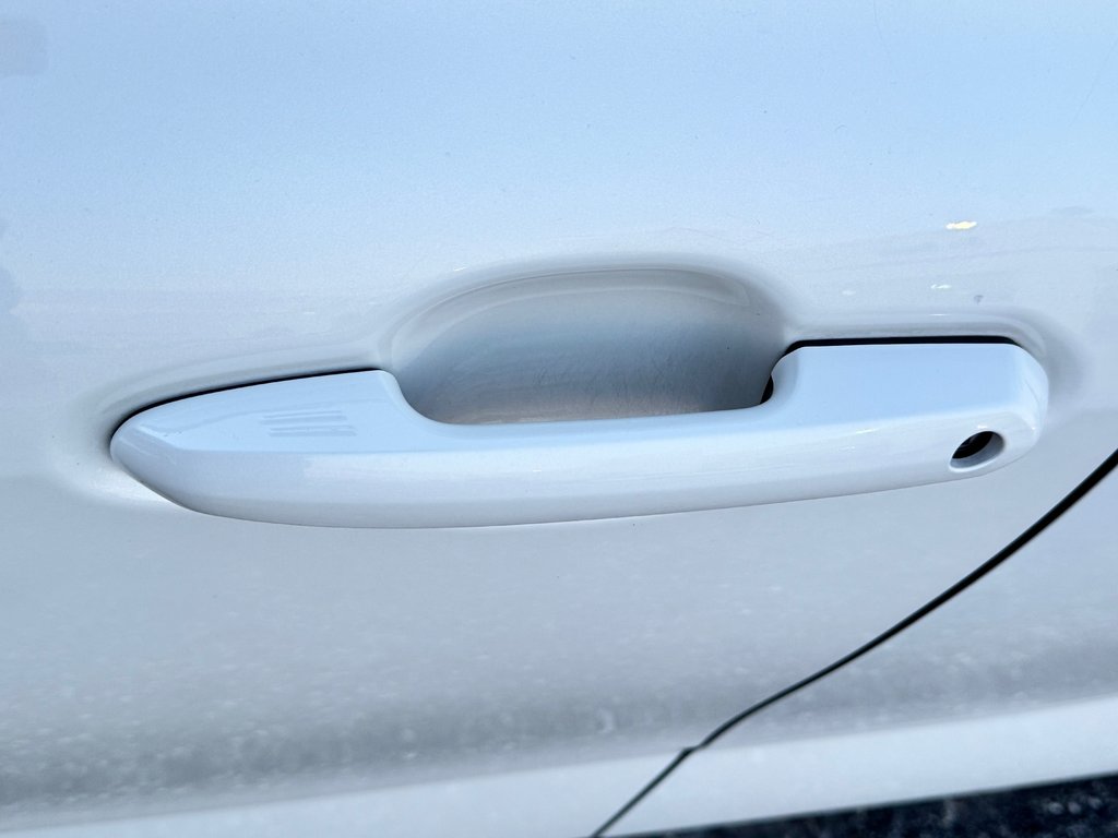 2021 Toyota Highlander HYBRIDE XLE AWD / PRIX PRÉ-ENCAN FAITES VITE !! / in Thetford Mines, Quebec - 23 - w1024h768px