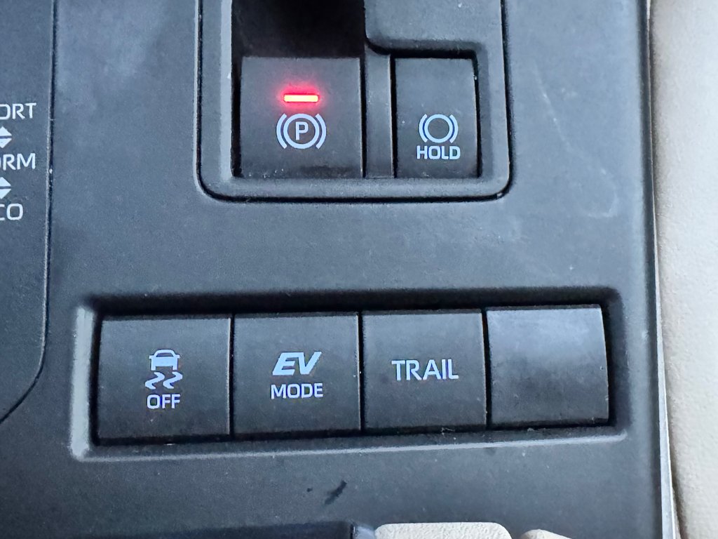 2021 Toyota Highlander HYBRIDE XLE AWD / PRIX PRÉ-ENCAN FAITES VITE !! / in Thetford Mines, Quebec - 54 - w1024h768px