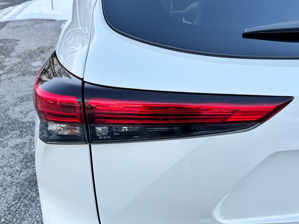2021 Toyota Highlander HYBRIDE XLE AWD / PRIX PRÉ-ENCAN FAITES VITE !! / in Thetford Mines, Quebec - 26 - w1024h768px