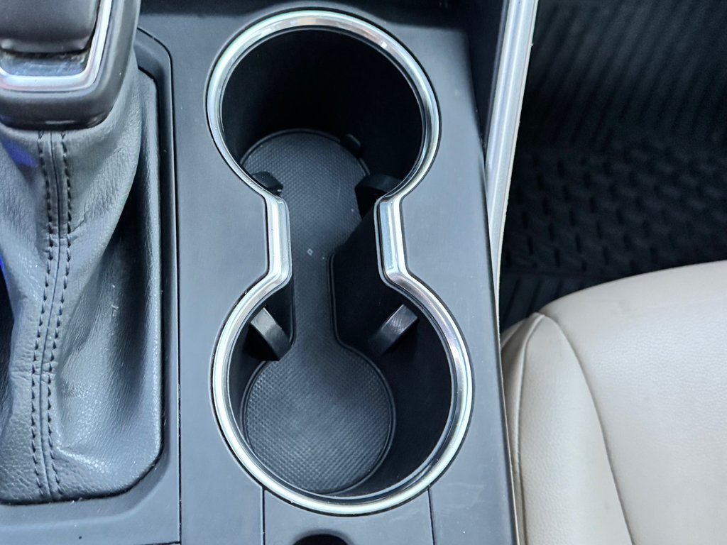 2021 Toyota Highlander HYBRIDE XLE AWD / PRIX PRÉ-ENCAN FAITES VITE !! / in Thetford Mines, Quebec - 53 - w1024h768px