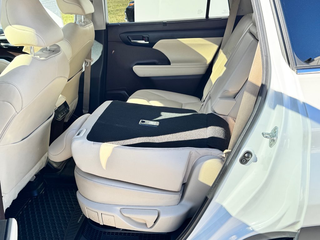 2021 Toyota Highlander HYBRIDE XLE AWD / PRIX PRÉ-ENCAN FAITES VITE !! / in Thetford Mines, Quebec - 65 - w1024h768px
