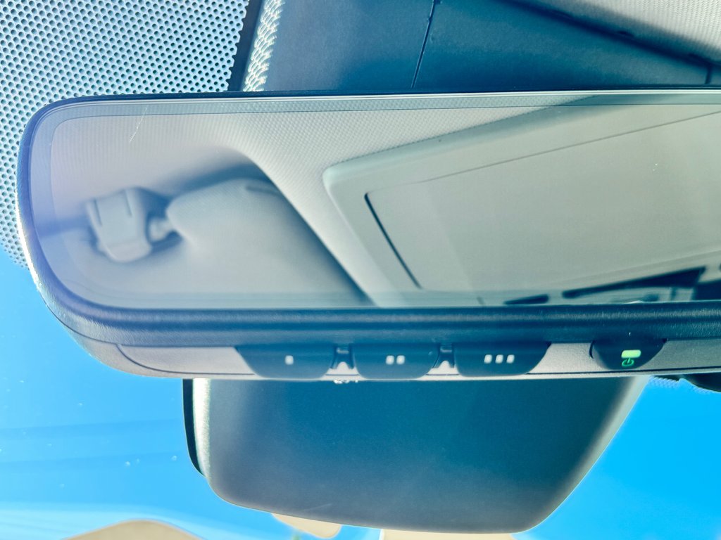 2021 Toyota Highlander HYBRIDE XLE AWD / PRIX PRÉ-ENCAN FAITES VITE !! / in Thetford Mines, Quebec - 58 - w1024h768px