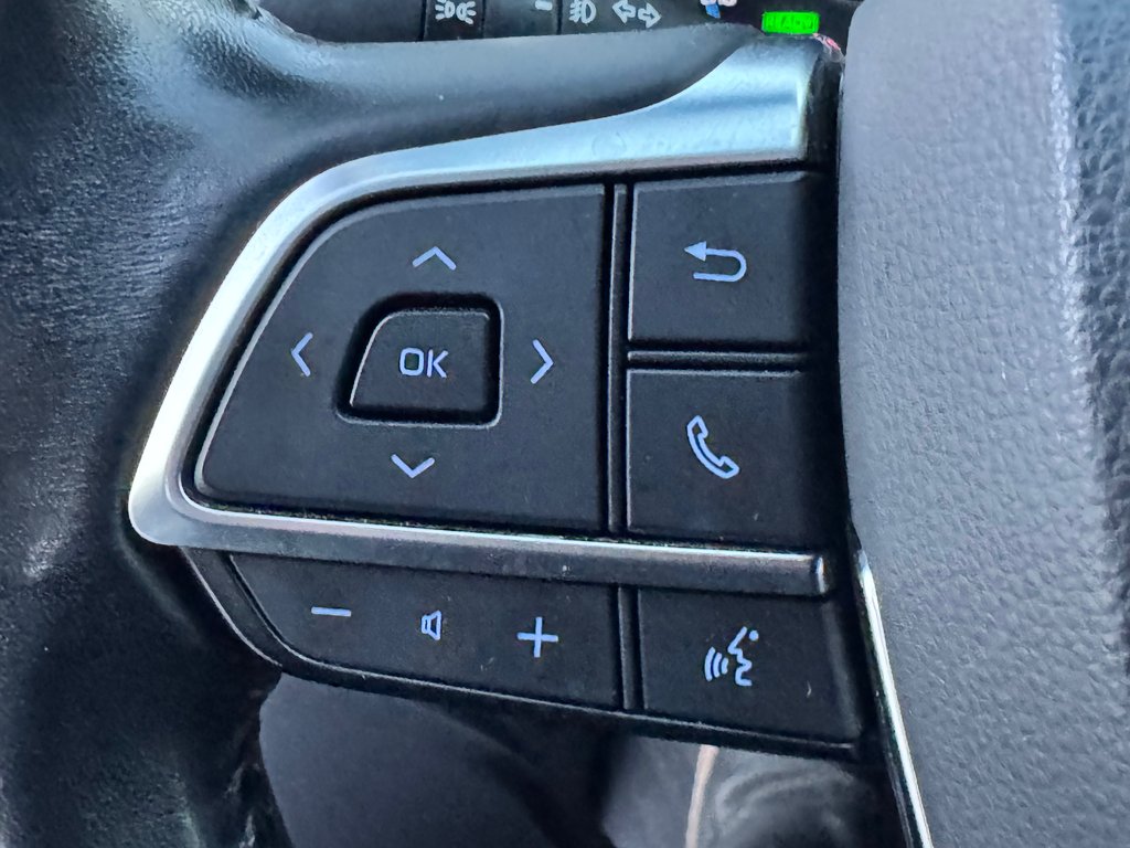 2021 Toyota Highlander HYBRIDE XLE AWD / PRIX PRÉ-ENCAN FAITES VITE !! / in Thetford Mines, Quebec - 42 - w1024h768px