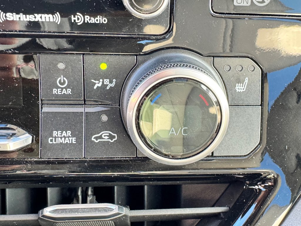 2021 Toyota Highlander HYBRIDE XLE AWD / PRIX PRÉ-ENCAN FAITES VITE !! / in Thetford Mines, Quebec - 50 - w1024h768px