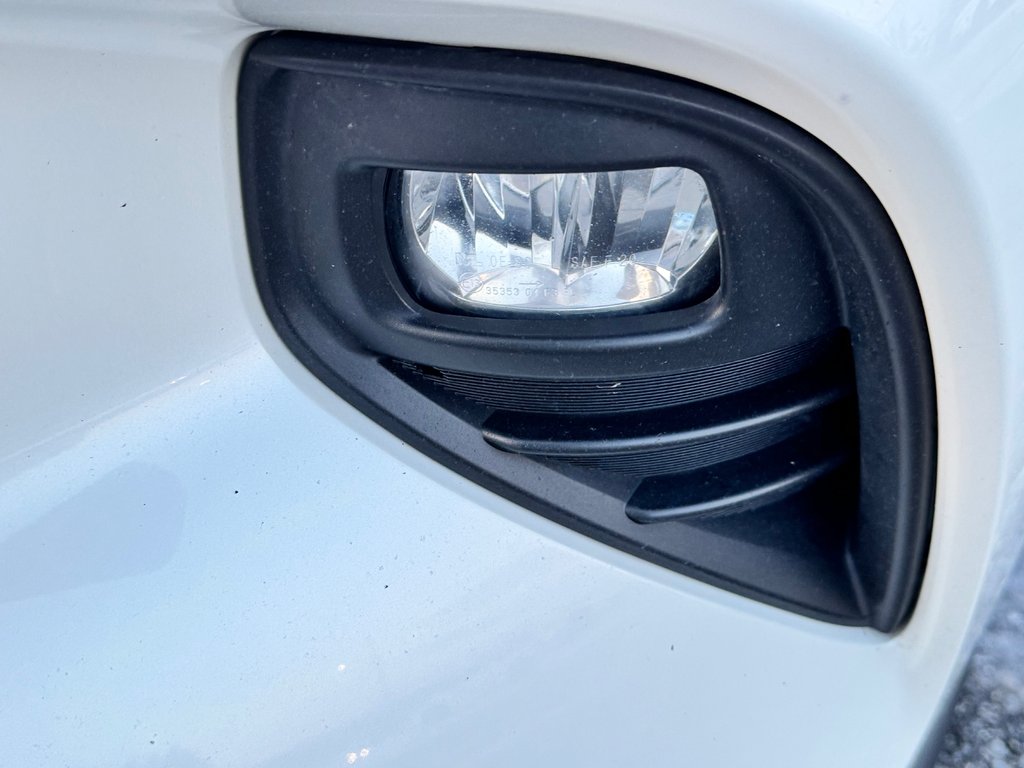 2021 Toyota Highlander HYBRIDE XLE AWD / PRIX PRÉ-ENCAN FAITES VITE !! / in Thetford Mines, Quebec - 11 - w1024h768px