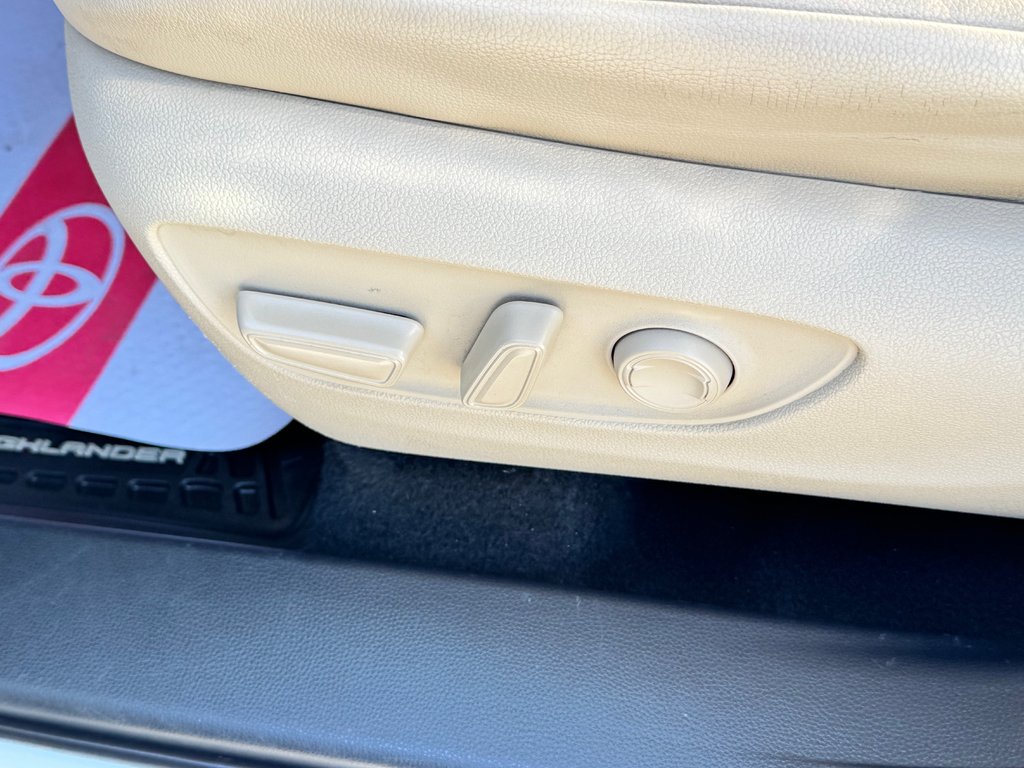 2021 Toyota Highlander HYBRIDE XLE AWD / PRIX PRÉ-ENCAN FAITES VITE !! / in Thetford Mines, Quebec - 36 - w1024h768px