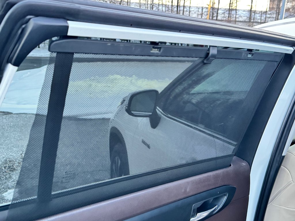 2021 Toyota Highlander HYBRIDE XLE AWD / PRIX PRÉ-ENCAN FAITES VITE !! / in Thetford Mines, Quebec - 68 - w1024h768px