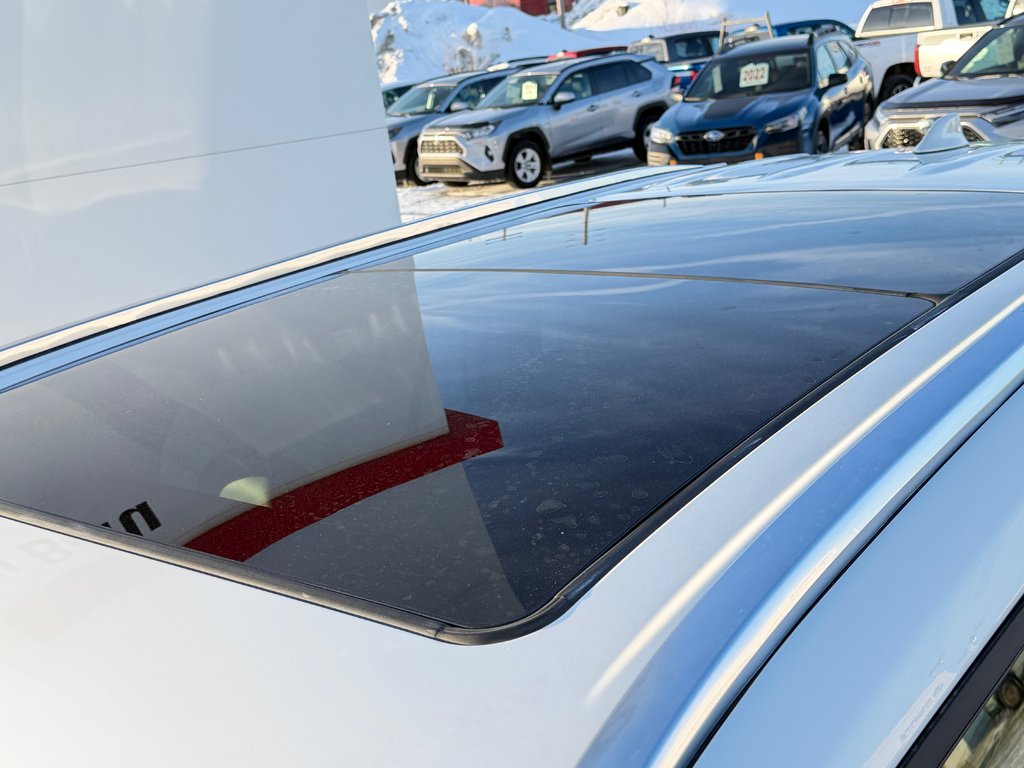 Toyota Highlander HYBRIDE LIMITED AWD / 8 PASSAGERS / 2021 à Thetford Mines, Québec - 18 - w1024h768px