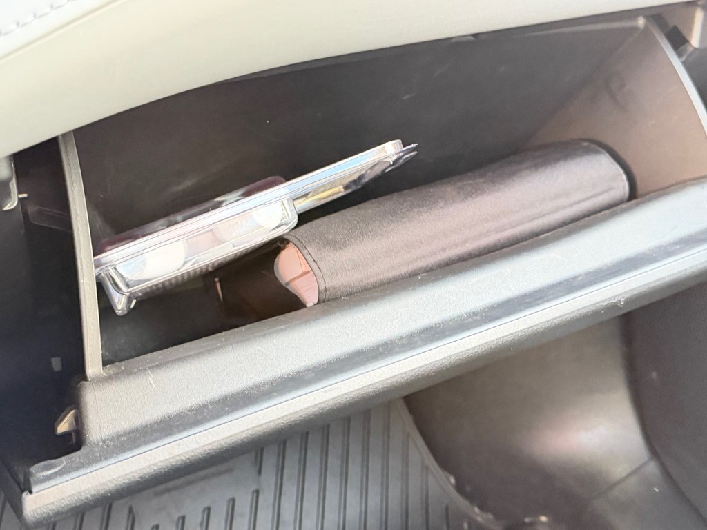 Toyota Highlander HYBRIDE LIMITED AWD / 8 PASSAGERS / 2021 à Thetford Mines, Québec - 60 - w1024h768px