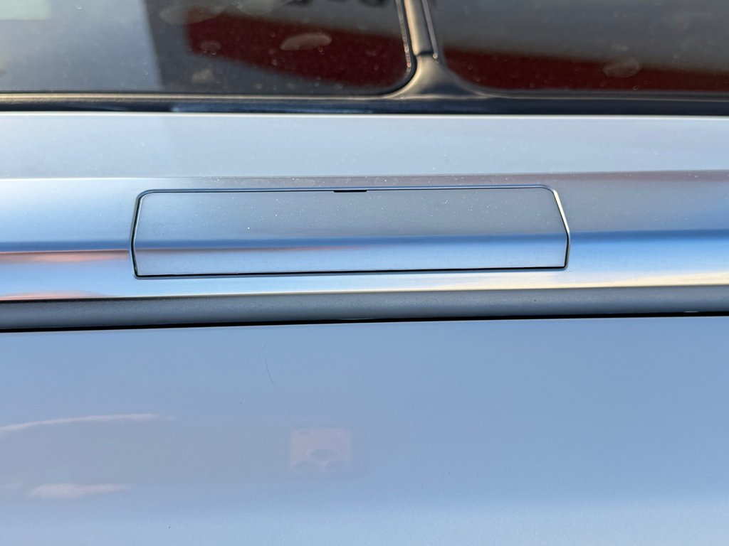 Toyota Highlander HYBRIDE LIMITED AWD / 8 PASSAGERS / 2021 à Thetford Mines, Québec - 20 - w1024h768px