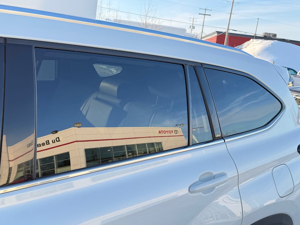Toyota Highlander HYBRIDE LIMITED AWD / 8 PASSAGERS / 2021 à Thetford Mines, Québec - 25 - w1024h768px