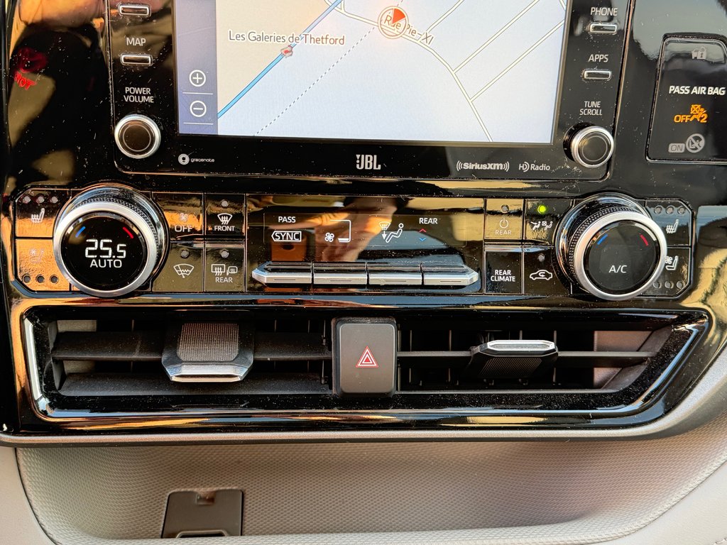 Toyota Highlander HYBRIDE LIMITED AWD / 8 PASSAGERS / 2021 à Thetford Mines, Québec - 51 - w1024h768px