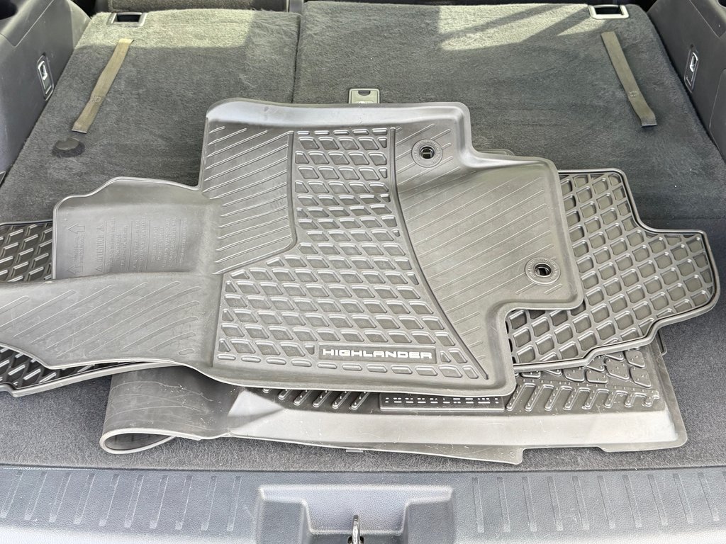 Toyota Highlander LIMITED AWD / 8 PLACES / AUBAINE A SAISIR / 2021 à Thetford Mines, Québec - 74 - w1024h768px