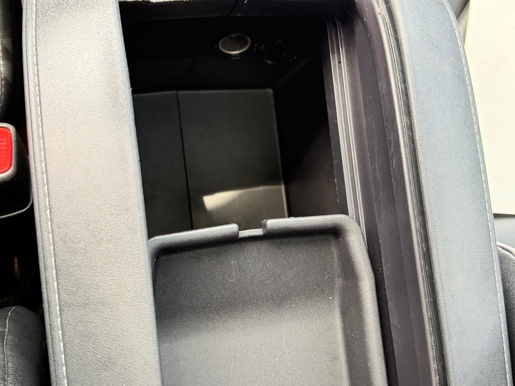 2021 Toyota Highlander XLE AWD / TRÈS BAS KILOS / 8 PASSAGERS / in Thetford Mines, Quebec - 54 - w1024h768px