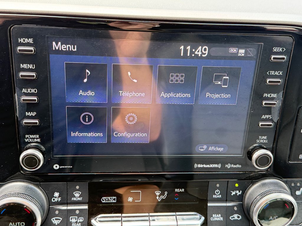 2021 Toyota Highlander XLE AWD / TRÈS BAS KILOS / 8 PASSAGERS / in Thetford Mines, Quebec - 44 - w1024h768px