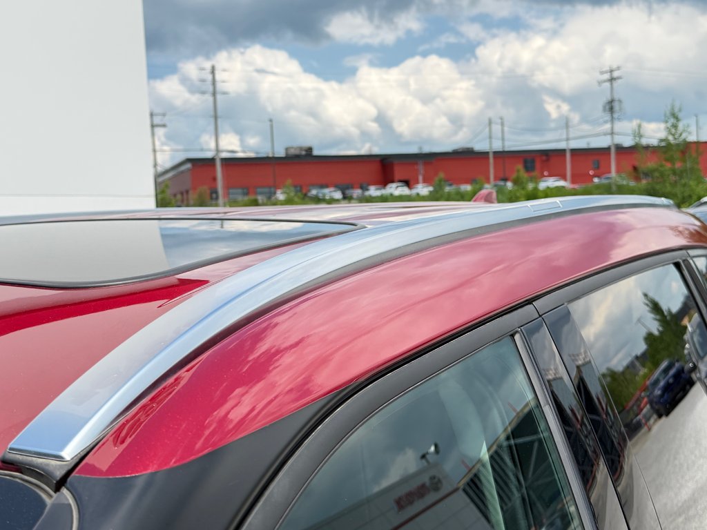 2021 Toyota Highlander XLE AWD / TRÈS BAS KILOS / 8 PASSAGERS / in Thetford Mines, Quebec - 20 - w1024h768px