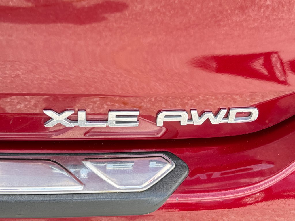 2021 Toyota Highlander XLE AWD / TRÈS BAS KILOS / 8 PASSAGERS / in Thetford Mines, Quebec - 26 - w1024h768px