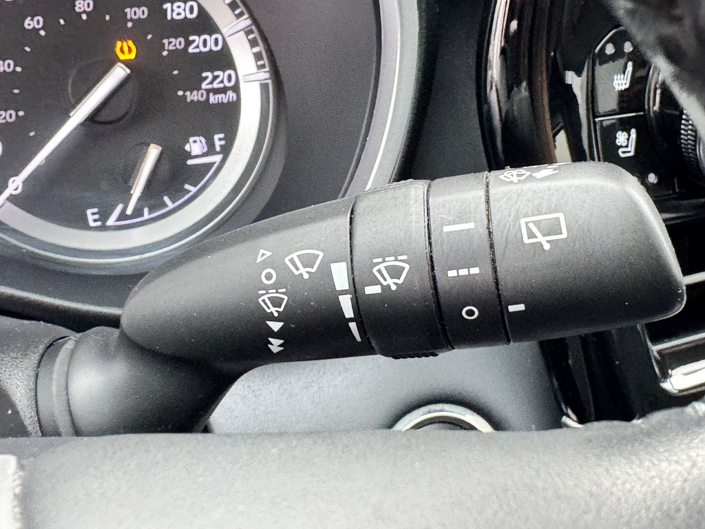 2022 Toyota Highlander LIMITED / BARRE DE TOIT / 7 PASSAGERS / HITCH D'ORIGINE / in Thetford Mines, Quebec - 44 - w1024h768px