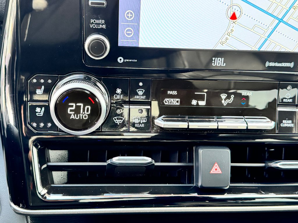 2022 Toyota Highlander LIMITED / BARRE DE TOIT / 7 PASSAGERS / HITCH D'ORIGINE / in Thetford Mines, Quebec - 53 - w1024h768px