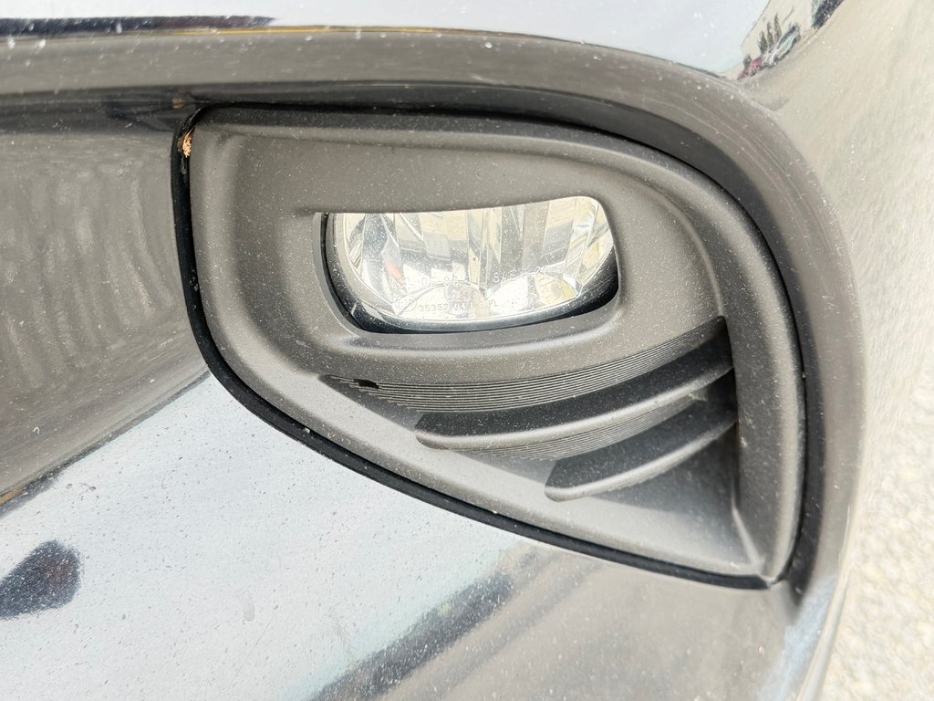 2022 Toyota Highlander LIMITED / BARRE DE TOIT / 7 PASSAGERS / HITCH D'ORIGINE / in Thetford Mines, Quebec - 11 - w1024h768px