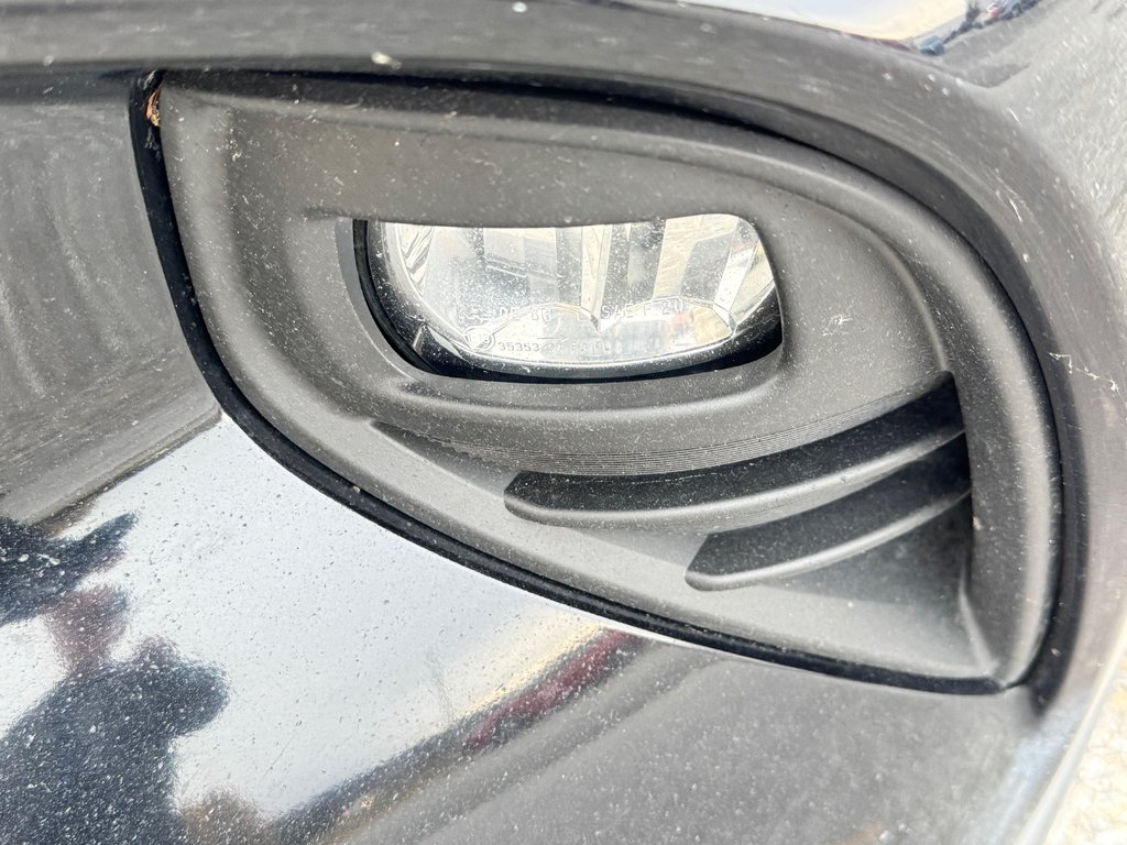 2022 Toyota Highlander LIMITED / BARRE DE TOIT / 7 PASSAGERS / HITCH D'ORIGINE / in Thetford Mines, Quebec - 11 - w1024h768px