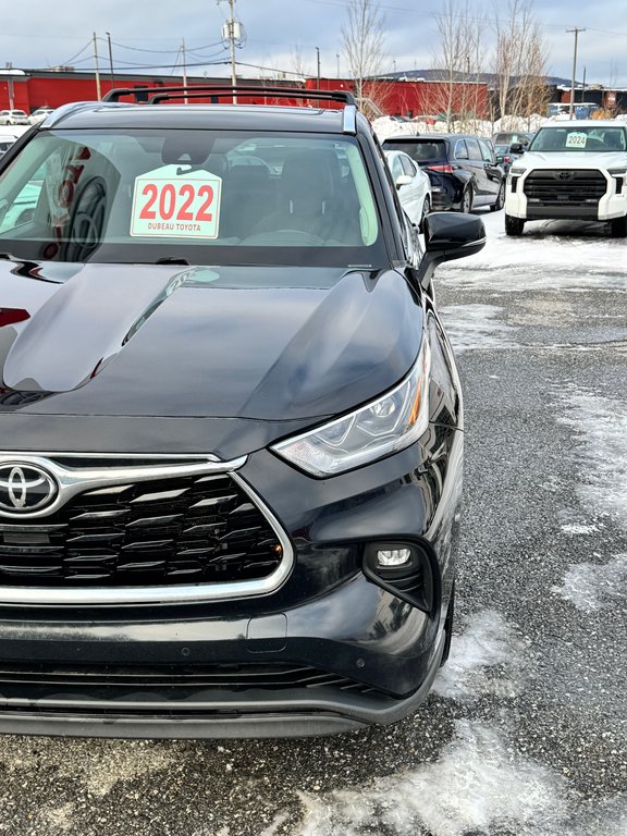2022 Toyota Highlander LIMITED / BARRE DE TOIT / 7 PASSAGERS / HITCH D'ORIGINE / in Thetford Mines, Quebec - 8 - w1024h768px