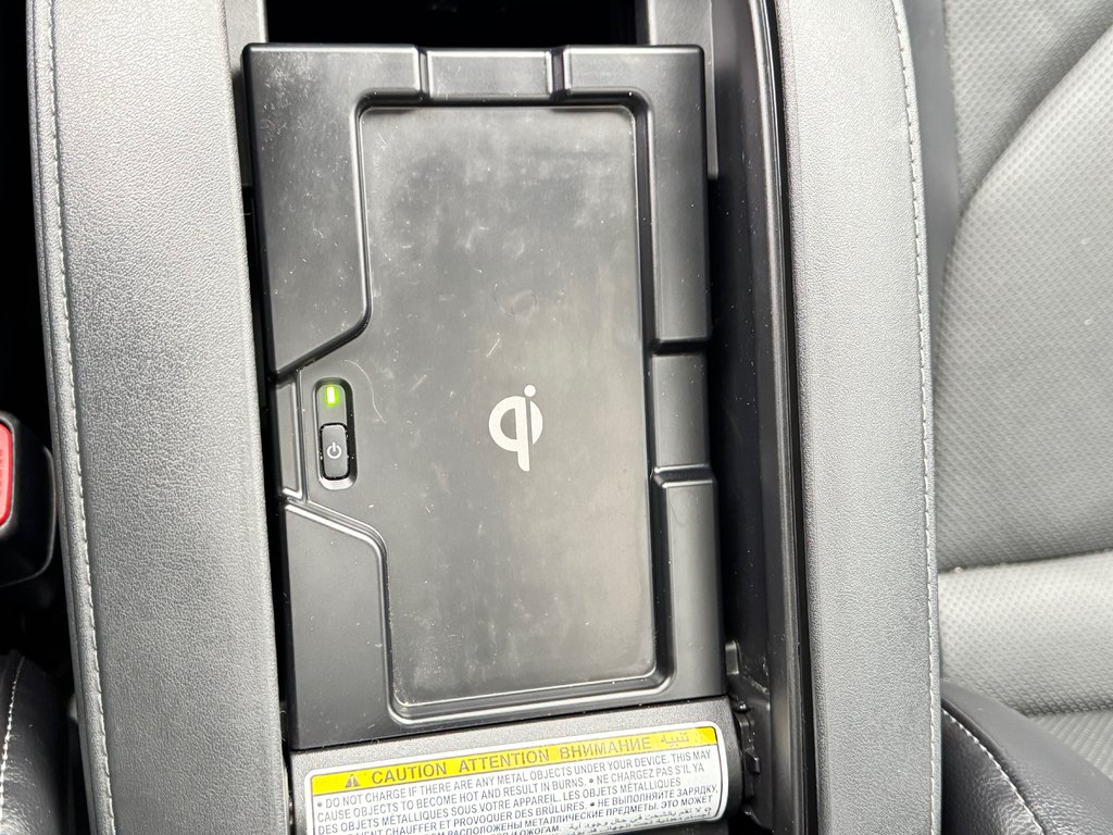 2022 Toyota Highlander LIMITED / BARRE DE TOIT / 7 PASSAGERS / HITCH D'ORIGINE / in Thetford Mines, Quebec - 57 - w1024h768px