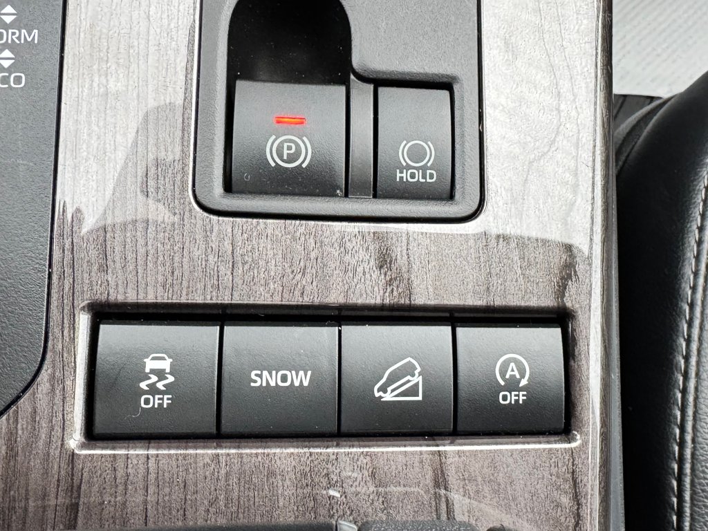 2022 Toyota Highlander LIMITED / BARRE DE TOIT / 7 PASSAGERS / HITCH D'ORIGINE / in Thetford Mines, Quebec - 54 - w1024h768px